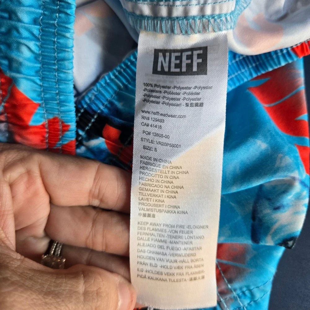 Neff Jaws Hot Tub Shorts Men Small S Ocean Shark Movie Swim Trunks Graphic Board